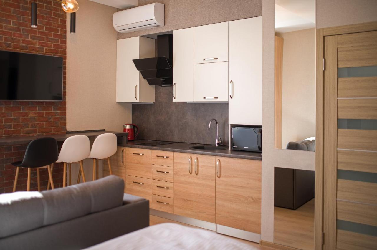 Modern Apartmetns In Town Center Poltava Exterior foto